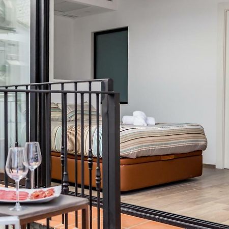 Appartamento Florit Flats - Center Luxurious 1Br 1Ba Terrace Wi-Fi Ac Valenza Esterno foto