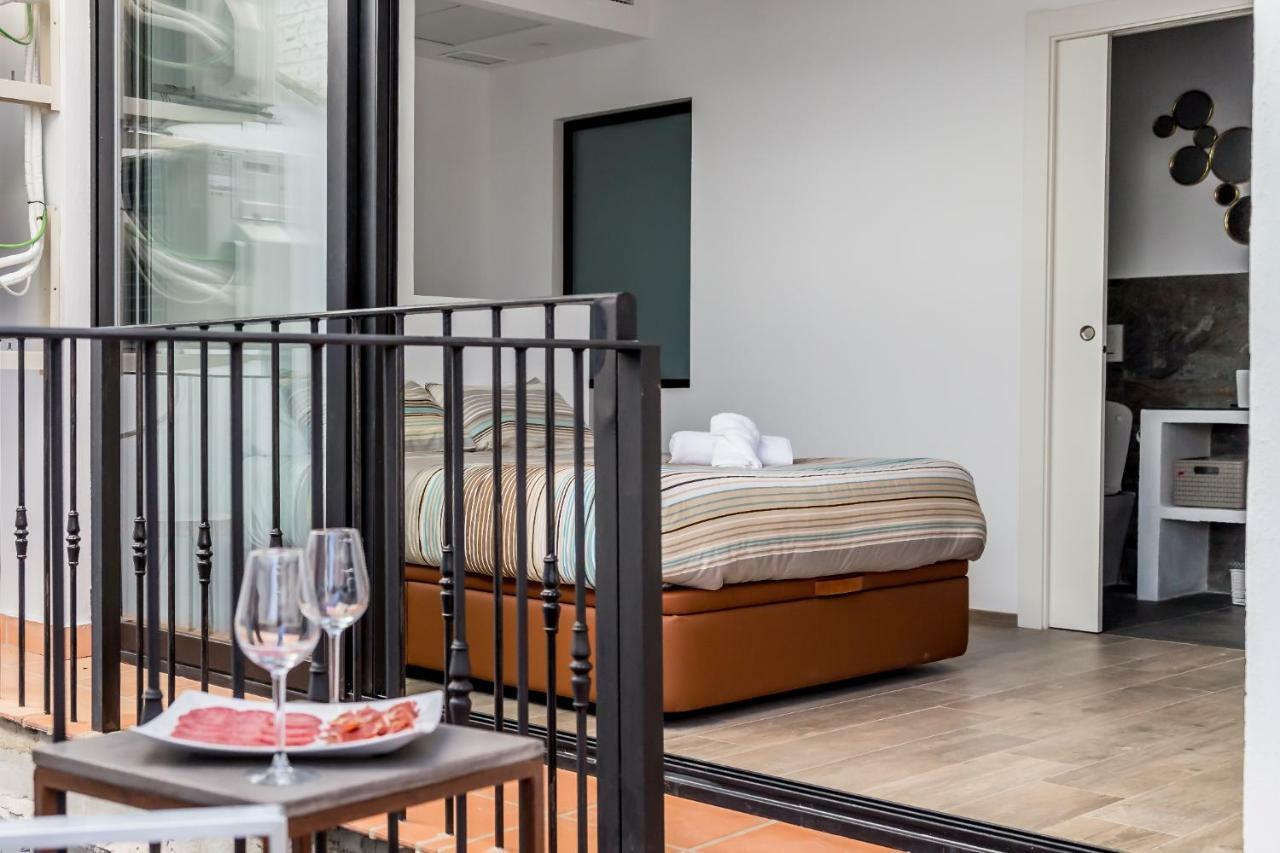 Appartamento Florit Flats - Center Luxurious 1Br 1Ba Terrace Wi-Fi Ac Valenza Esterno foto