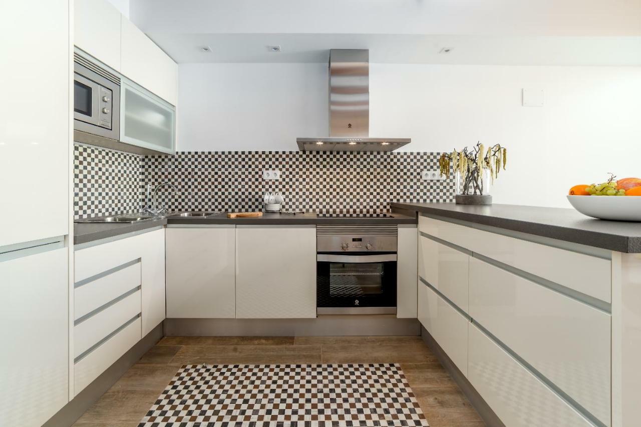 Appartamento Florit Flats - Center Luxurious 1Br 1Ba Terrace Wi-Fi Ac Valenza Esterno foto
