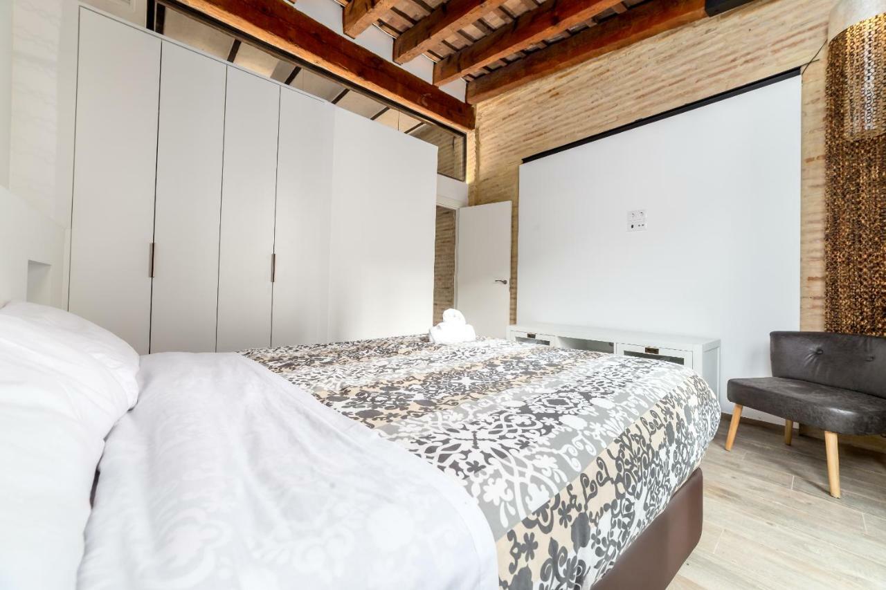 Appartamento Florit Flats - Center Luxurious 1Br 1Ba Terrace Wi-Fi Ac Valenza Esterno foto