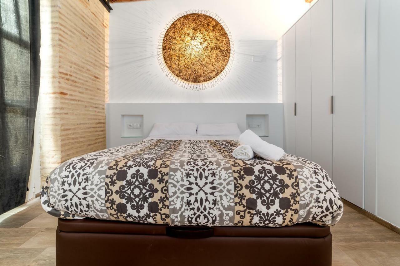 Appartamento Florit Flats - Center Luxurious 1Br 1Ba Terrace Wi-Fi Ac Valenza Esterno foto